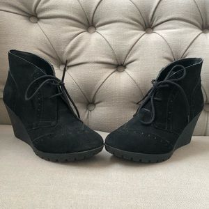Mia Raphaella Black Wedge Bootie